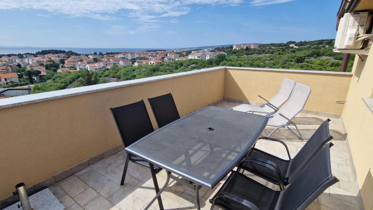 Apartment Goran Krk Town Exterior photo